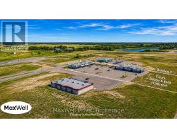 7605 HENDERSON WAY, Lacombe, Alberta