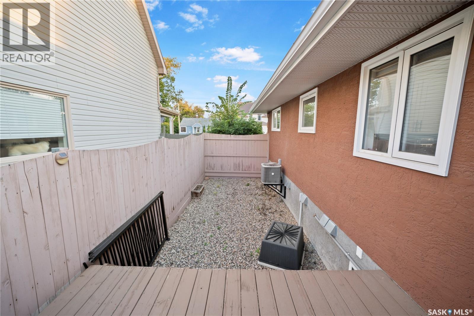 405 4th Avenue Ne, Moose Jaw, Saskatchewan  S6H 8B8 - Photo 31 - SK046655
