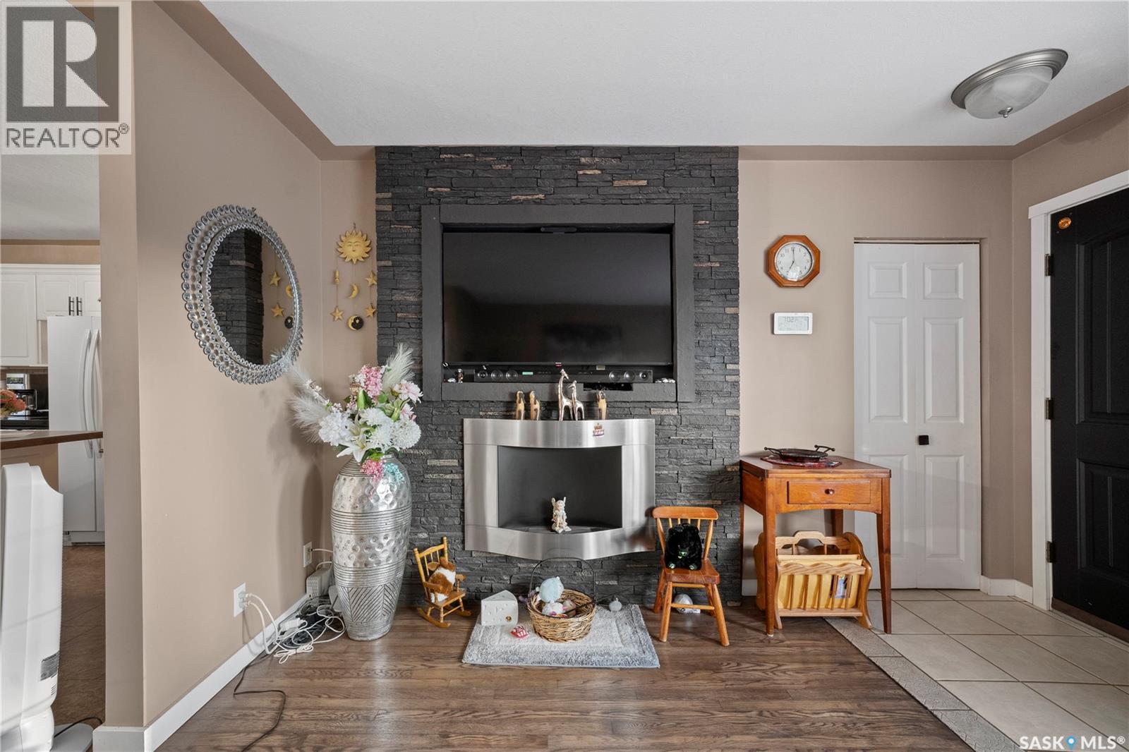 405 4th Avenue Ne, Moose Jaw, Saskatchewan  S6H 8B8 - Photo 7 - SK046655