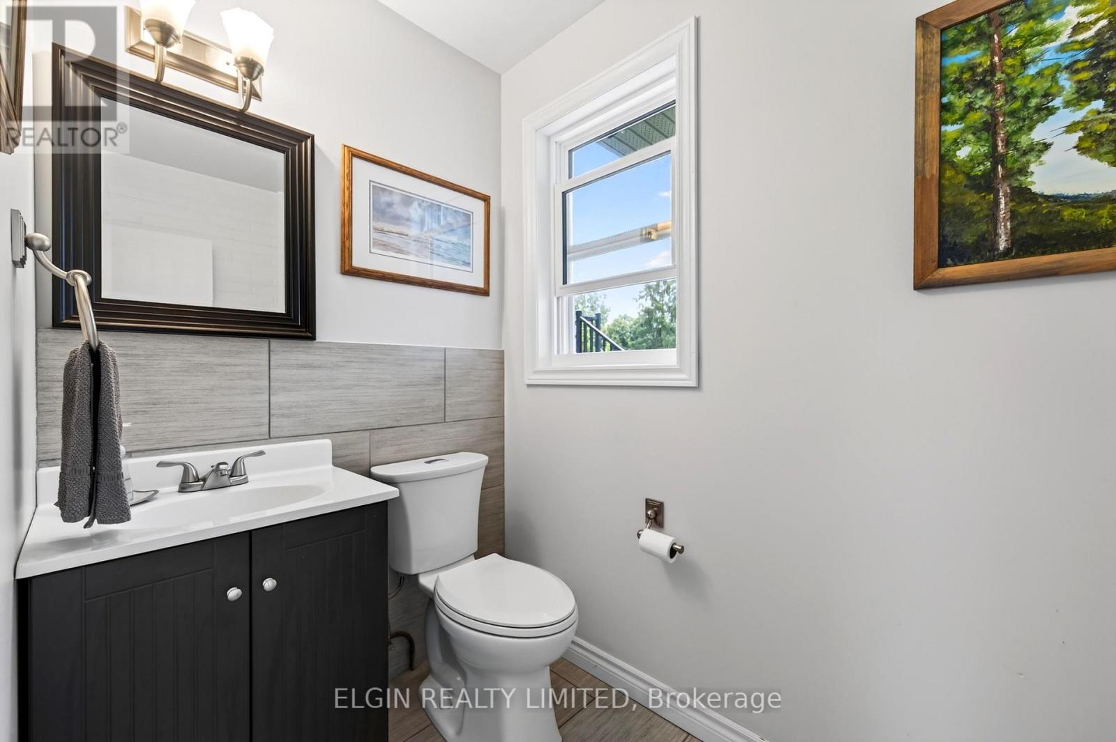 26 Queen Street, Strathroy-Caradoc, Ontario  N7G 2H7 - Photo 23 - X13712834