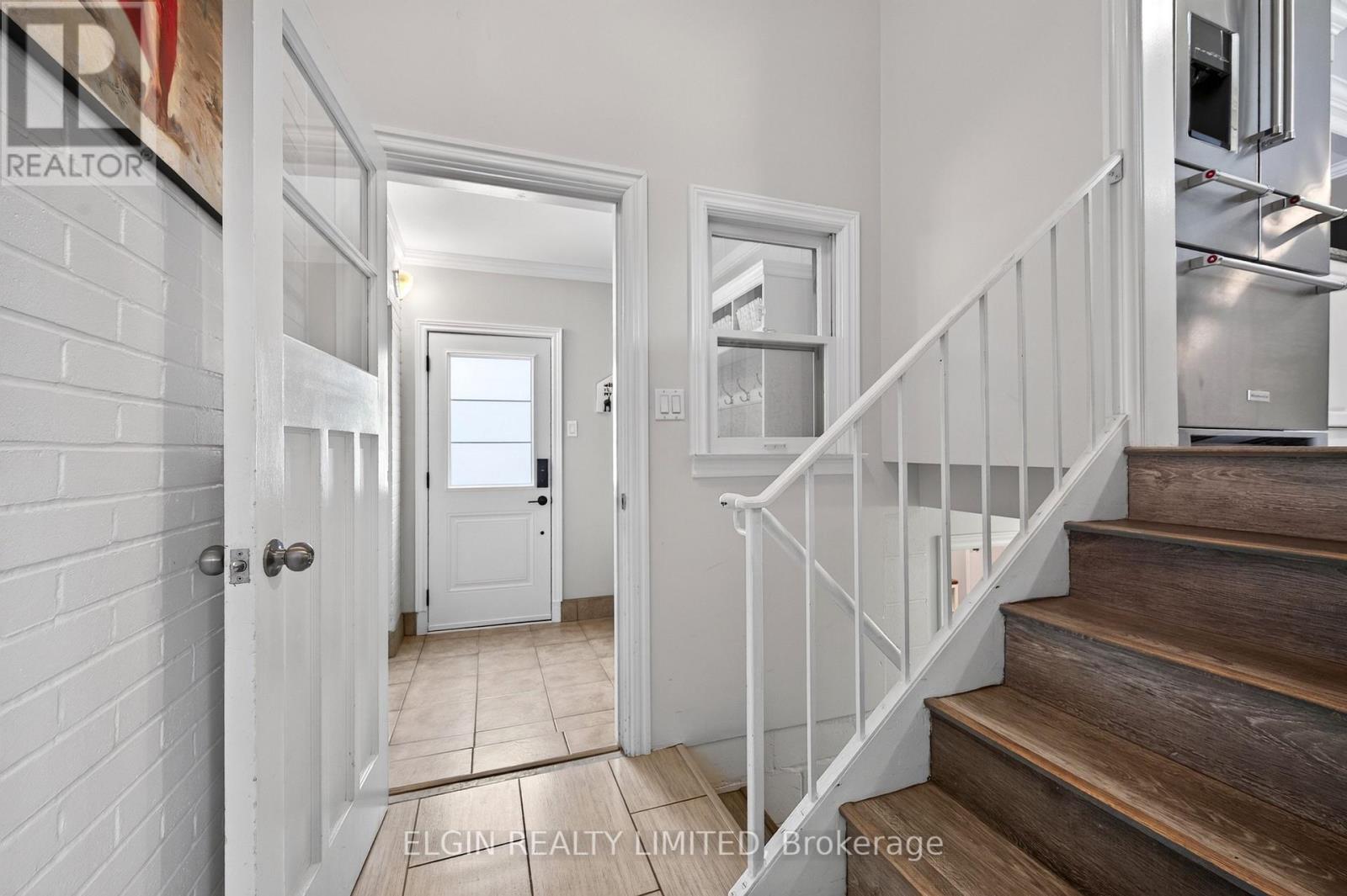 26 Queen Street, Strathroy-Caradoc, Ontario  N7G 2H7 - Photo 24 - X13712834