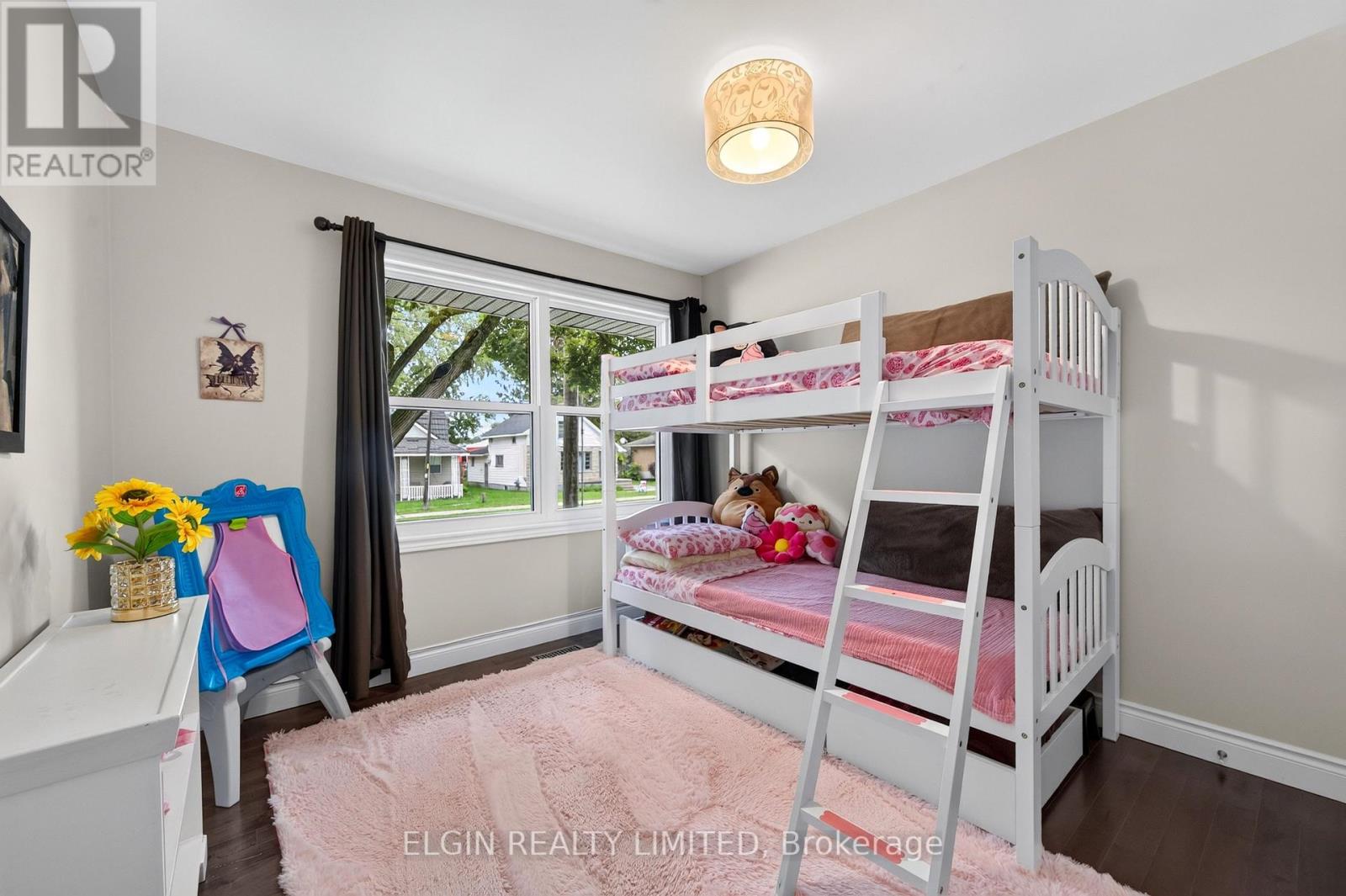 26 Queen Street, Strathroy-Caradoc, Ontario  N7G 2H7 - Photo 8 - X13712834