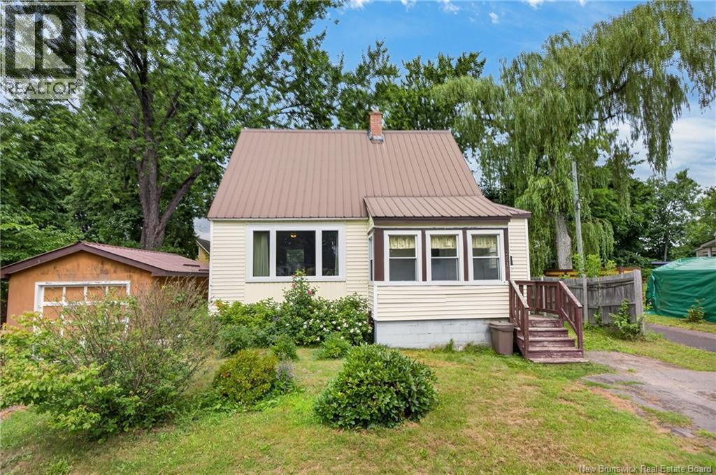 251 Carney Street, Devon, New Brunswick