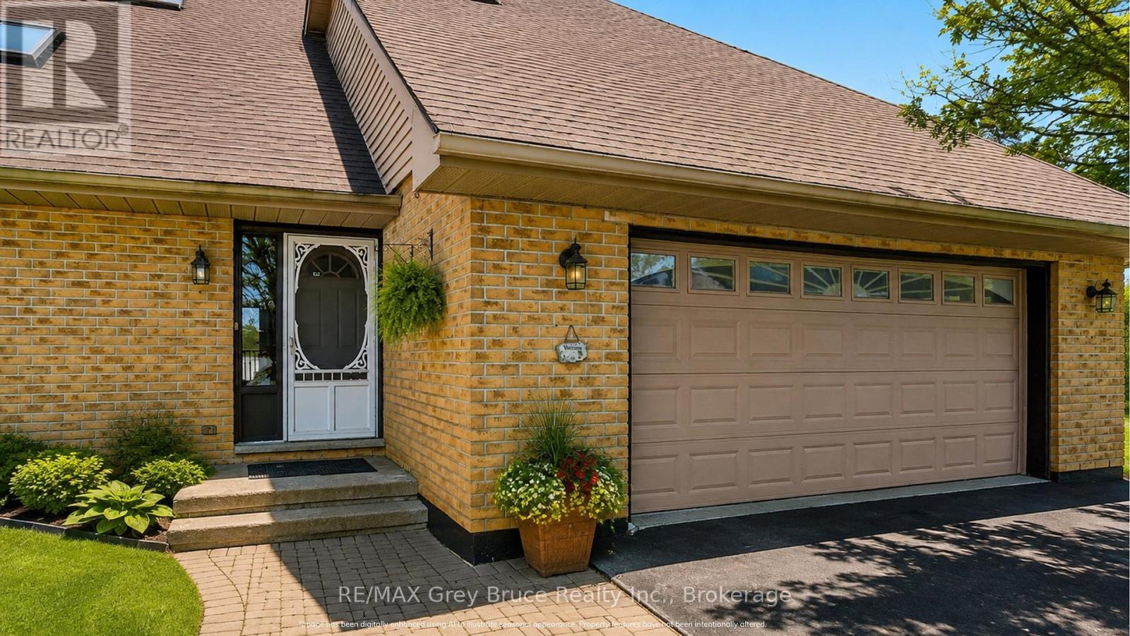 102 Mary Avenue, Georgian Bluffs, Ontario  N4K 5N5 - Photo 3 - X13712792