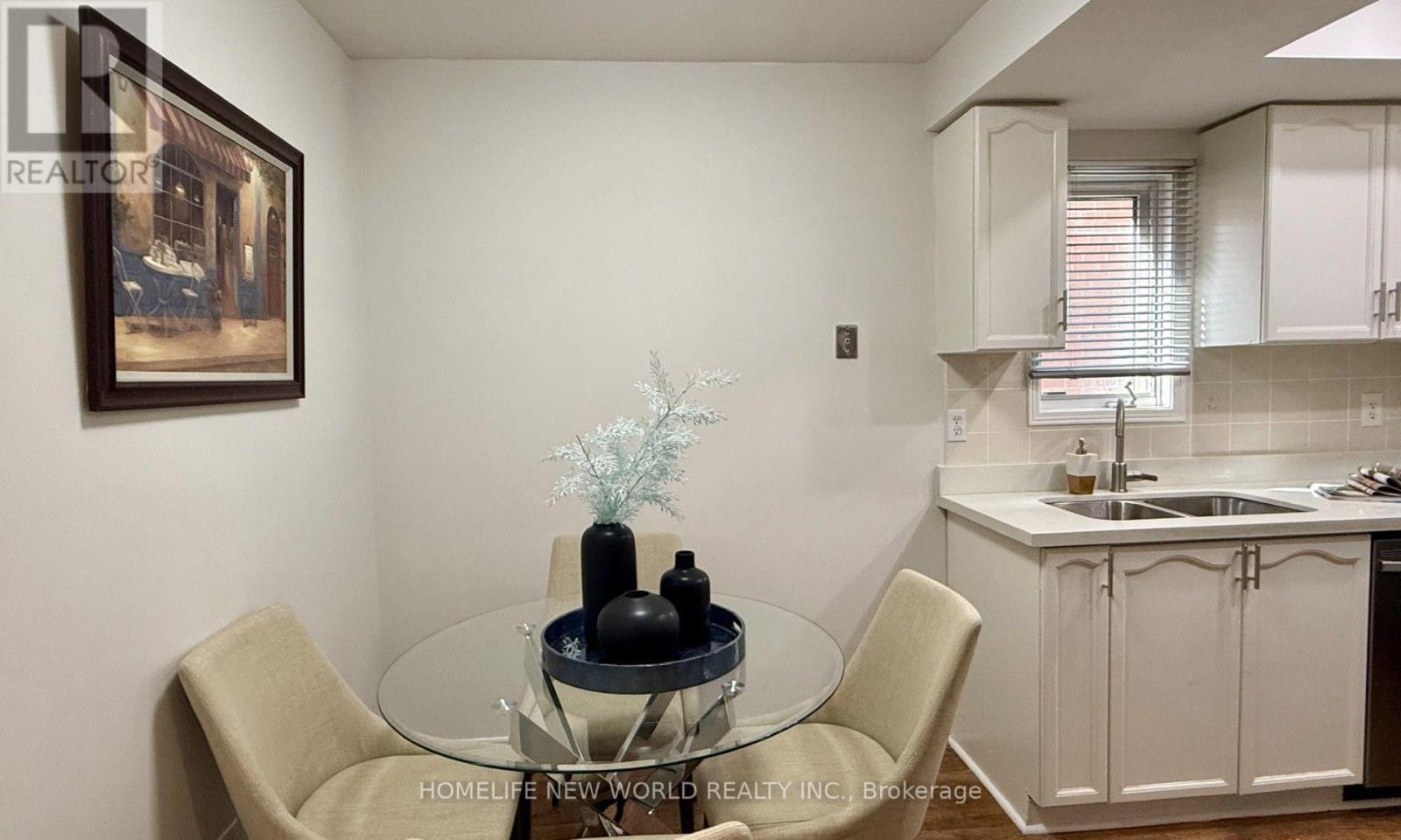 5666 Cortina Crescent, Mississauga, Ontario  L4Z 3R4 - Photo 8 - W13656628