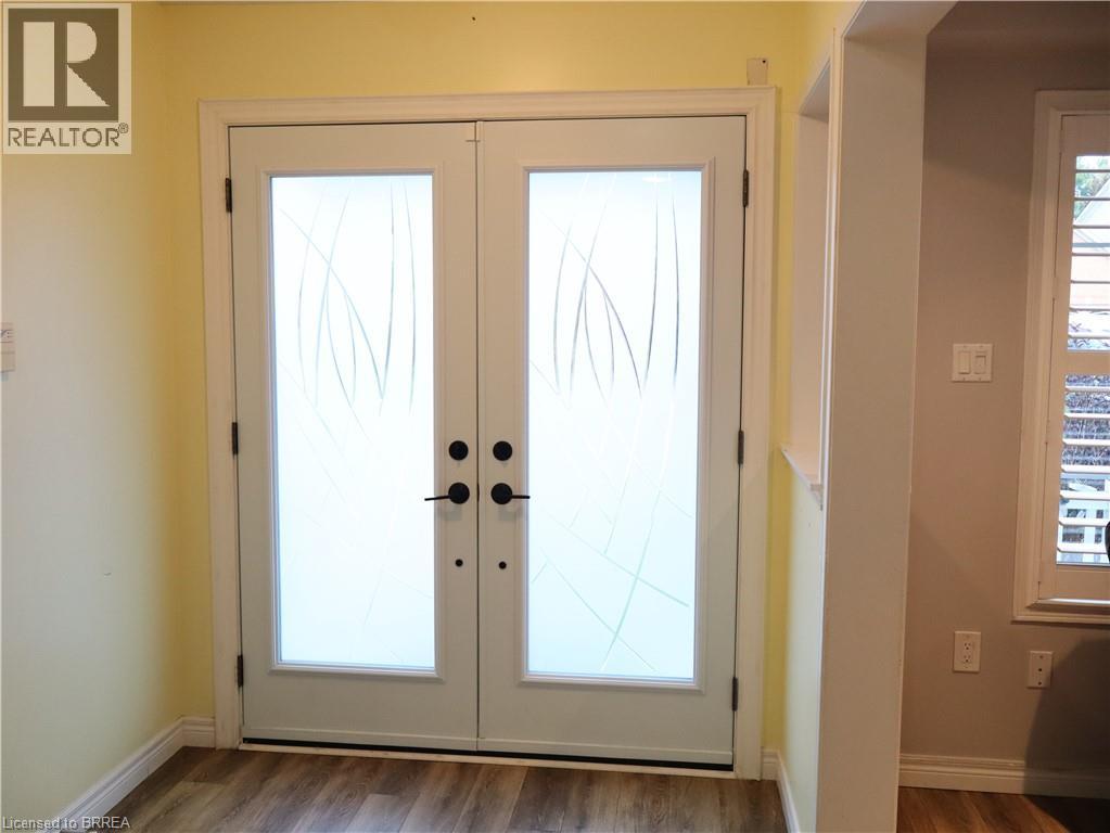 116 Blackburn Drive Unit# Upper, Brantford, Ontario  N3T 6S2 - Photo 3 - 40858107