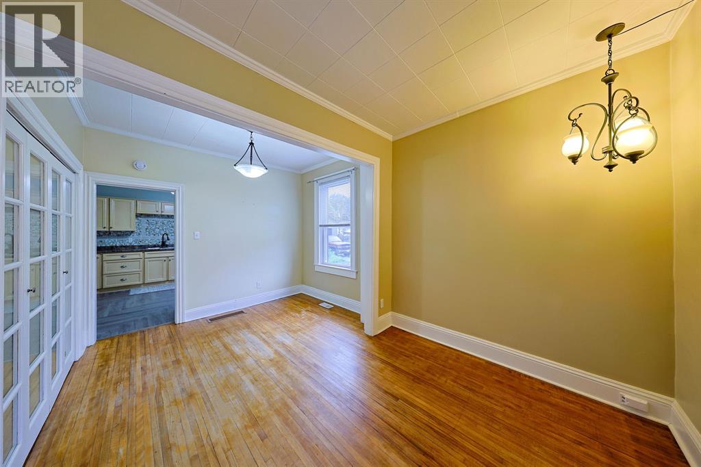 221 Bright Street, Sarnia, Ontario  N7T 4E9 - Photo 9 - 26020459
