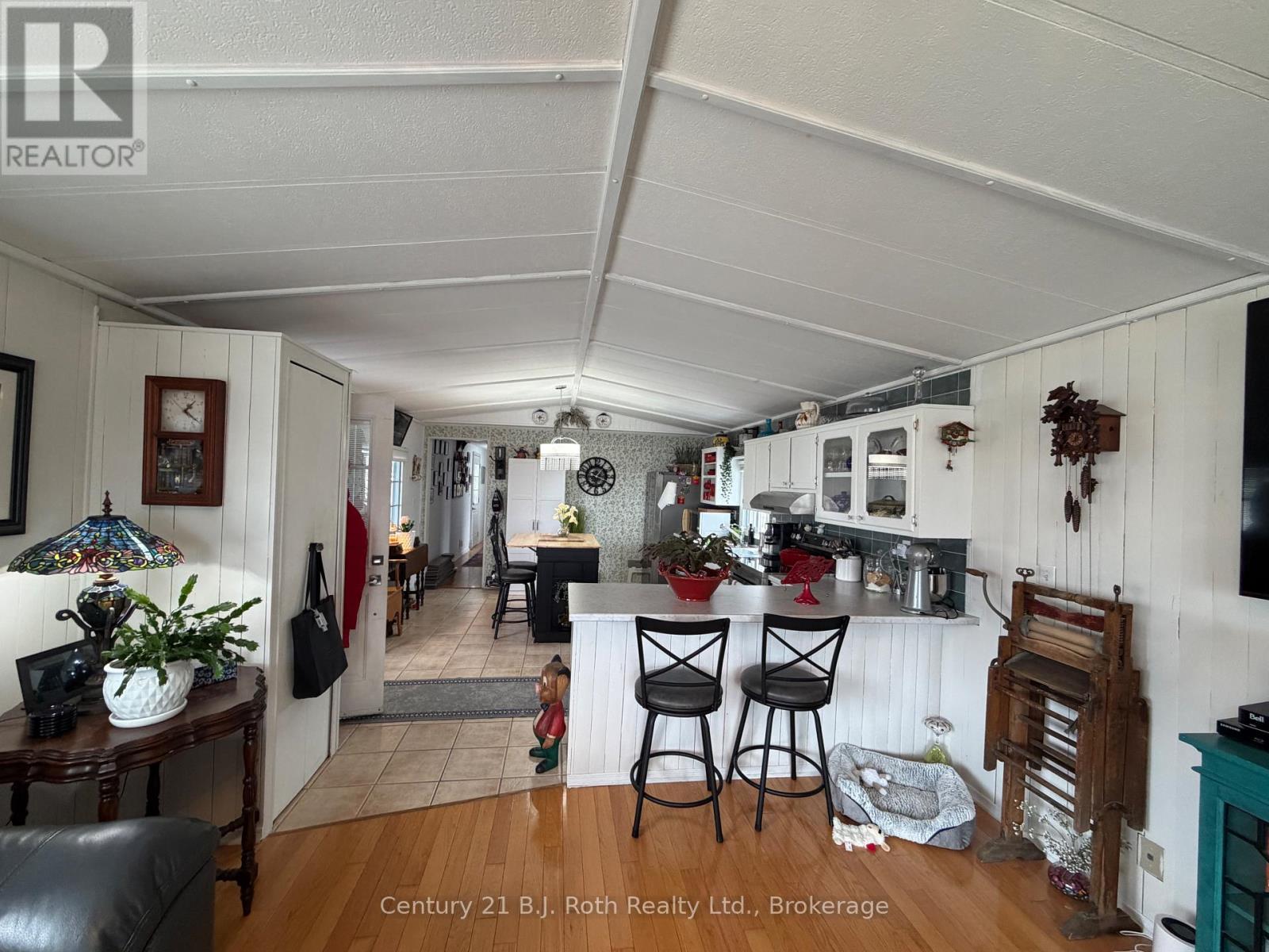 37 Berts Road, Midland, Ontario  L4R 5B5 - Photo 9 - S13038490