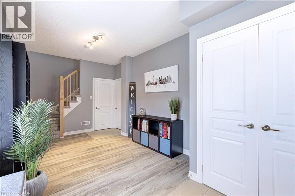 1401 Plains Road E Unit# 87, Burlington, Ontario  L7R 0C2 - Photo 4 - 40822751