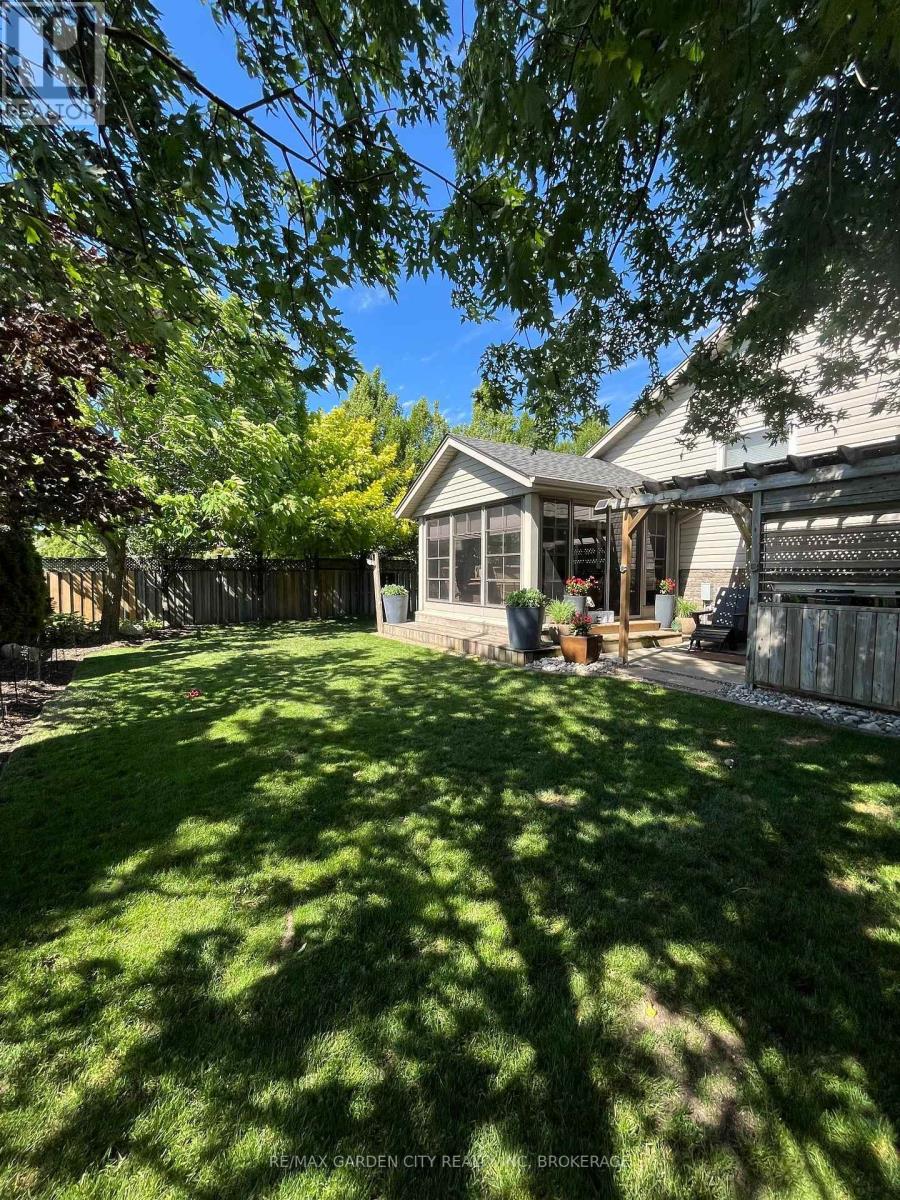 7059 Parkside Road, Niagara Falls, Ontario  L2H 3L6 - Photo 44 - X13712882