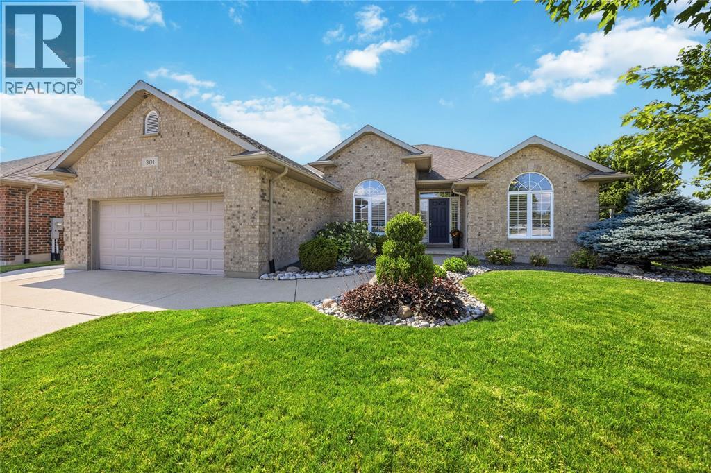 301 EAGLE WAY Sarnia Ontario Canada N7W0A1 3