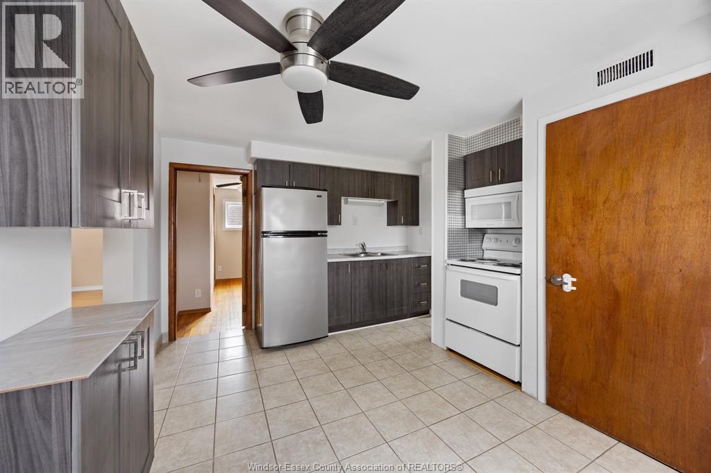 1361 Albert, Windsor, Ontario N8Y 3R1 - Photo 4 - 26020565