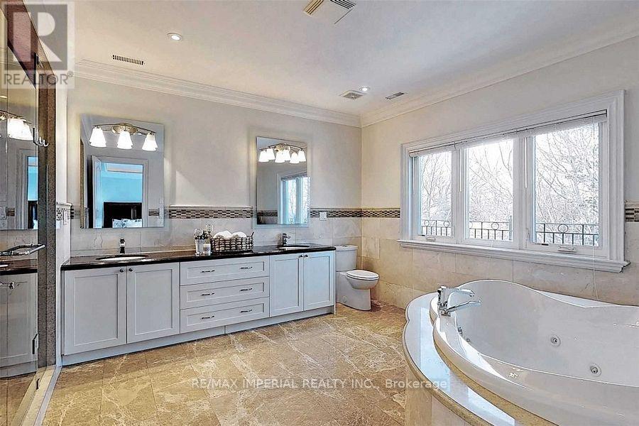 82 Woodward Avenue, Markham, Ontario  L3T 1E7 - Photo 26 - N13712846