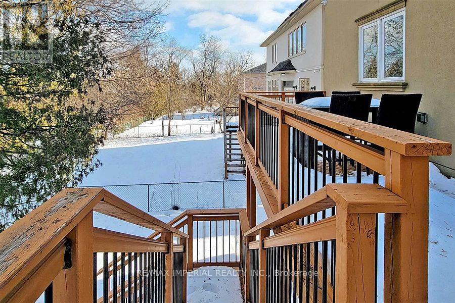 82 Woodward Avenue, Markham, Ontario  L3T 1E7 - Photo 35 - N13712846