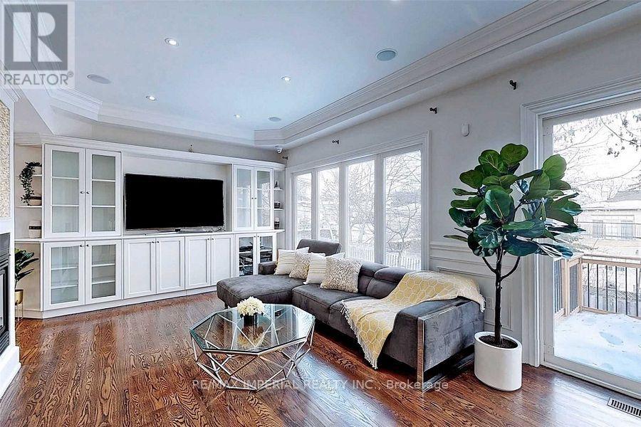 82 Woodward Avenue, Markham, Ontario  L3T 1E7 - Photo 6 - N13712846
