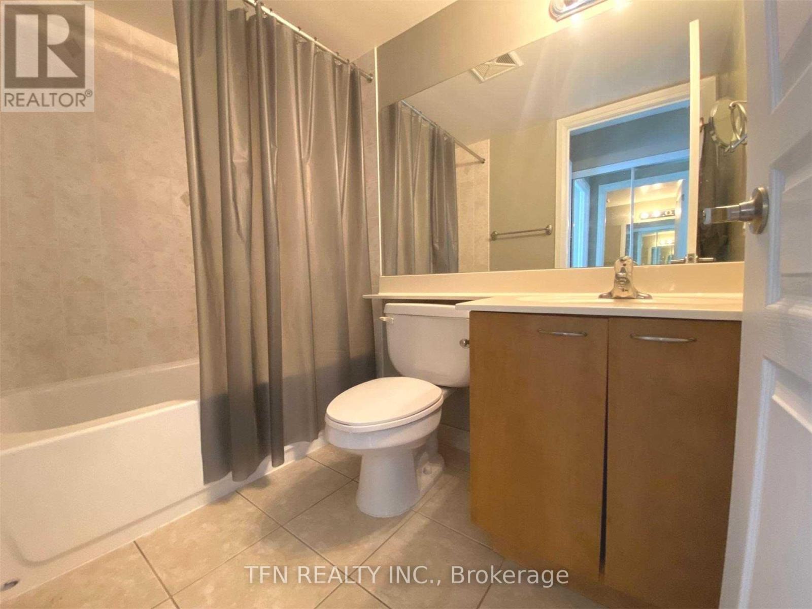 704 - 310 Red Maple Road, Richmond Hill, Ontario  L4C 0T7 - Photo 10 - N13712850