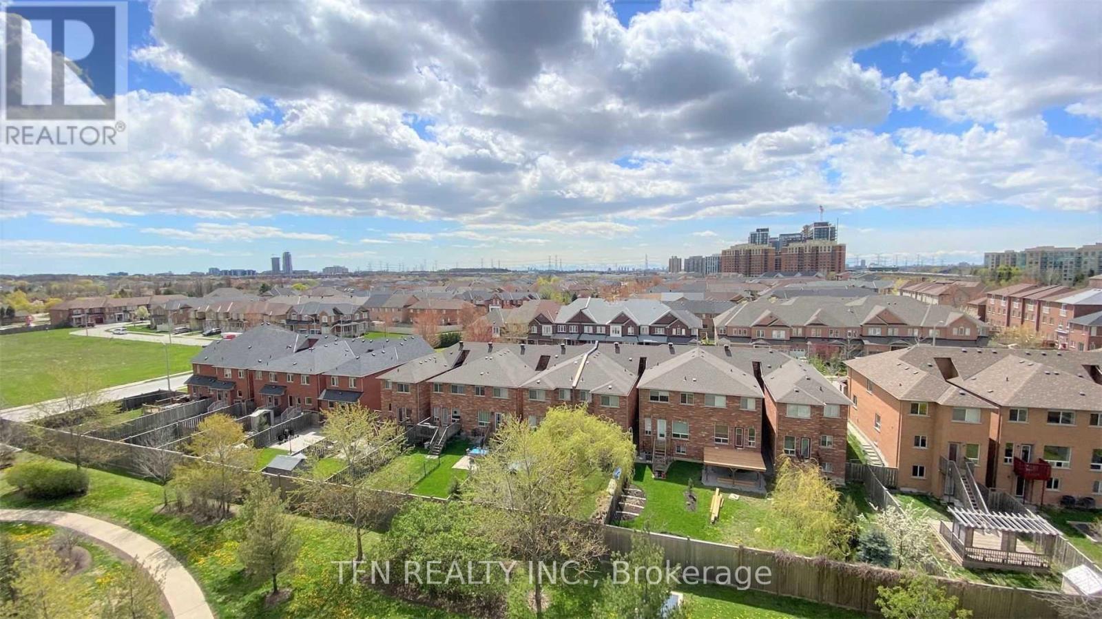704 - 310 Red Maple Road, Richmond Hill, Ontario  L4C 0T7 - Photo 14 - N13712850