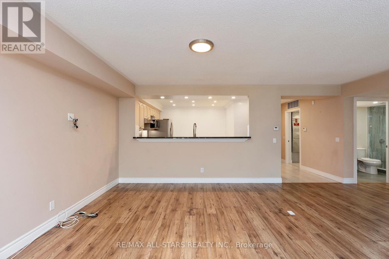 211 - 50 The Boardwalk Way, Markham, Ontario L6E 1B6 - Photo 17 - N13712864