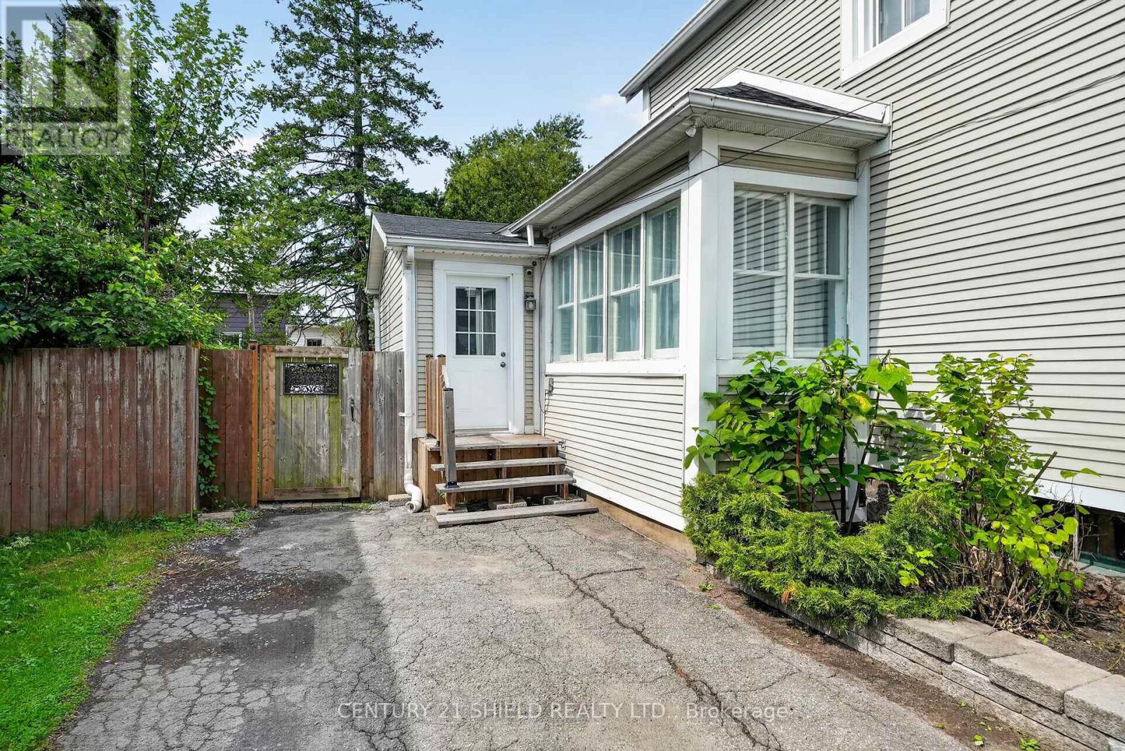 430 Sydney Street, Cornwall, Ontario  K6H 3H8 - Photo 2 - X13712866