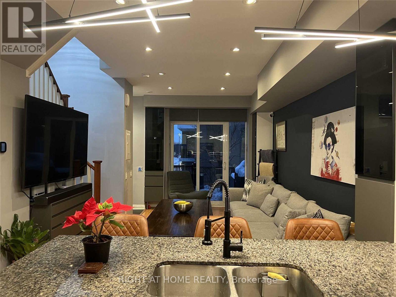 15 - 1 Valhalla Inn Road, Toronto, Ontario  M9B 1S9 - Photo 11 - W13712856