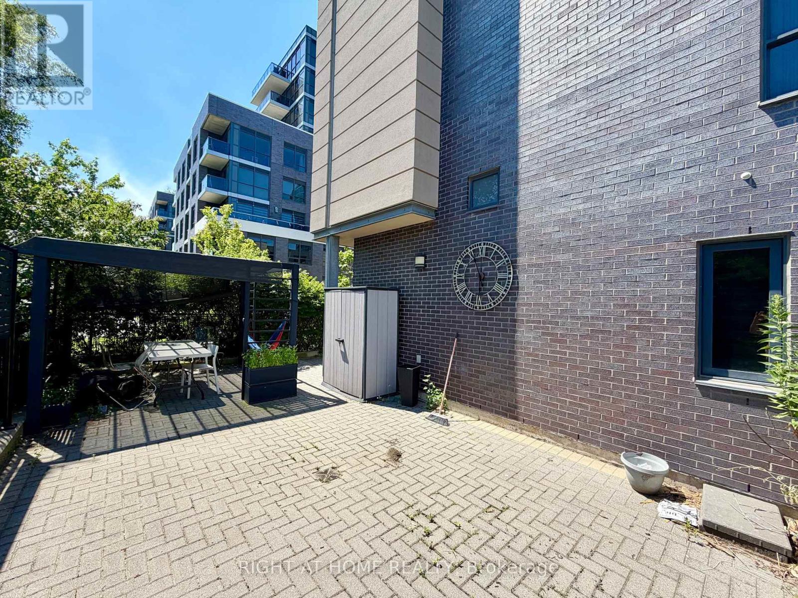 15 - 1 Valhalla Inn Road, Toronto, Ontario  M9B 1S9 - Photo 6 - W13712856