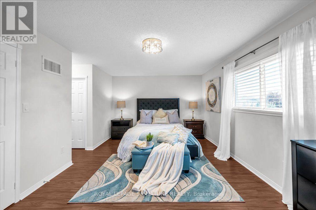 3 Griffen Place, Whitby, Ontario  L1R 2N5 - Photo 23 - E13711064
