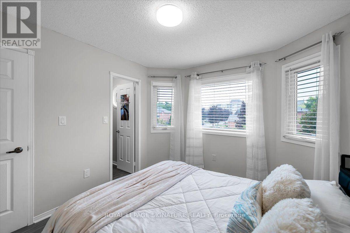 3 Griffen Place, Whitby, Ontario  L1R 2N5 - Photo 32 - E13711064