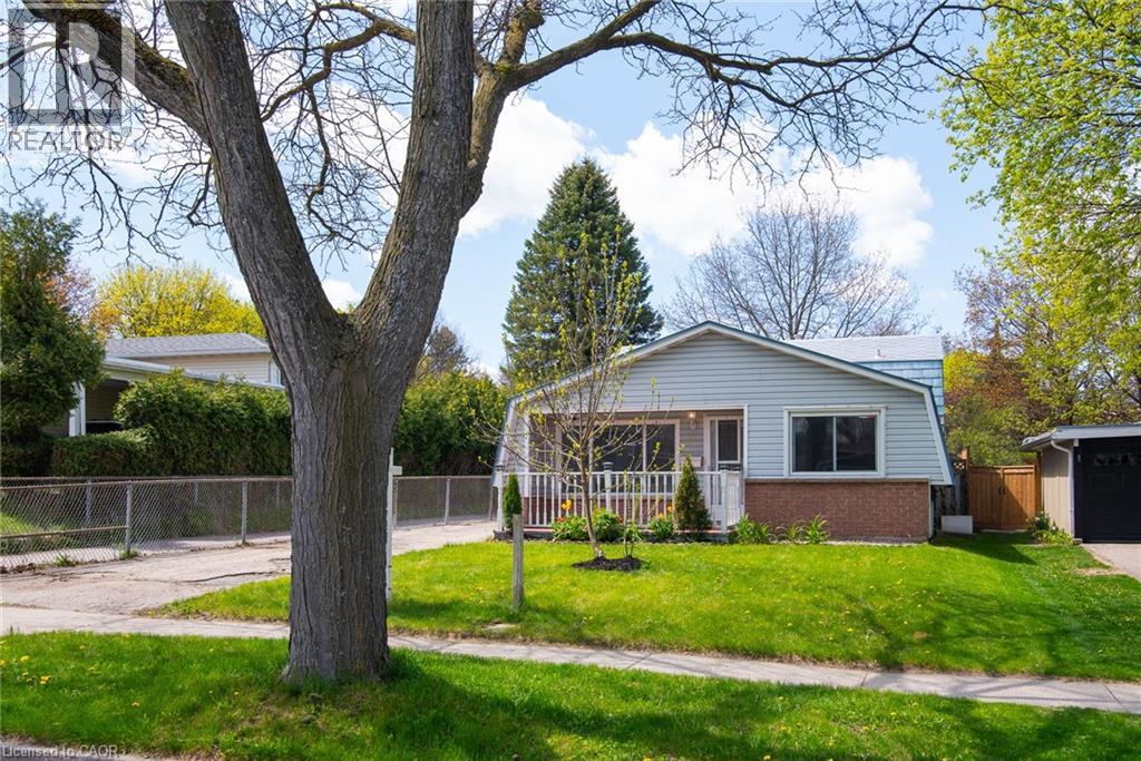 87 Christopher Drive, Waterloo, Ontario N2J 4J6 - Photo 3 - 40857976