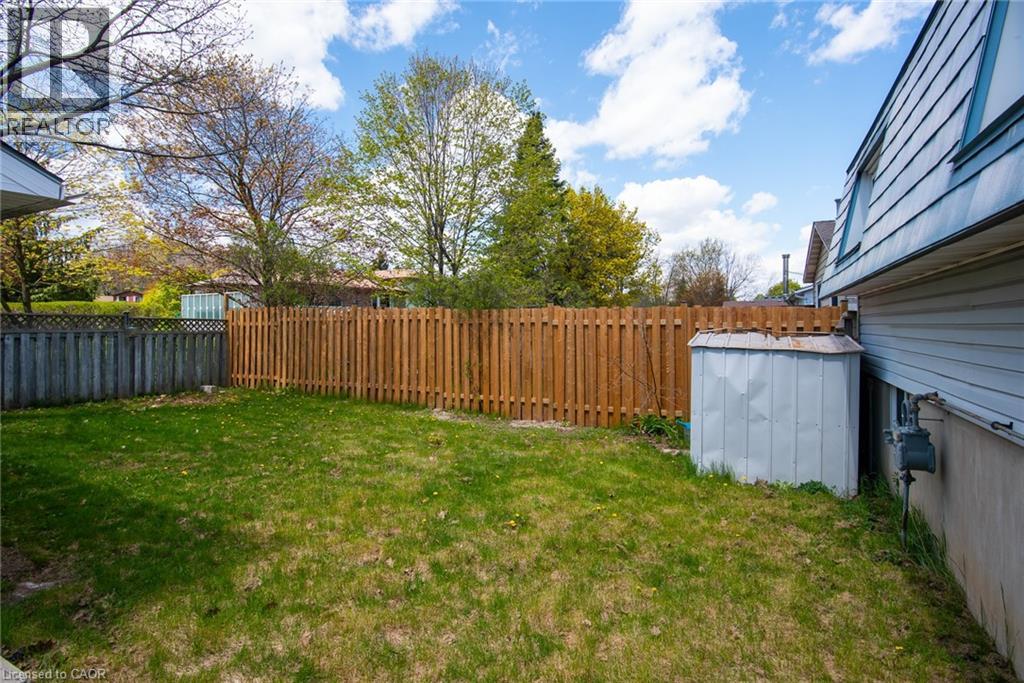87 Christopher Drive, Waterloo, Ontario N2J 4J6 - Photo 31 - 40857976