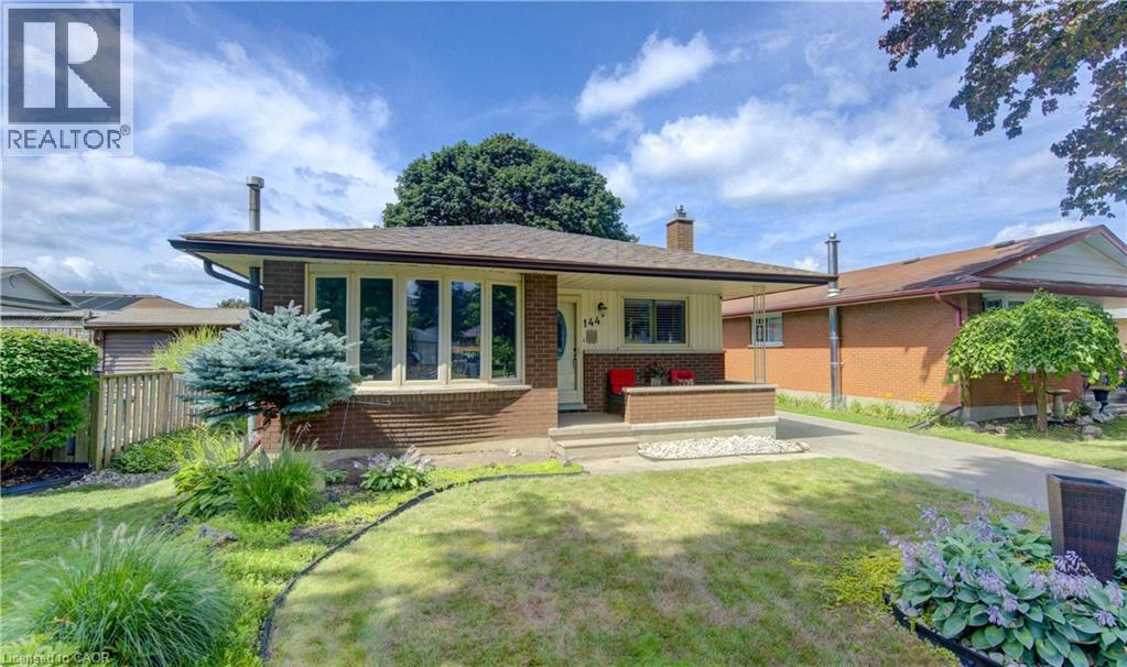 144 Holborn Drive, Kitchener, Ontario  M2A 2E5 - Photo 4 - 40852882