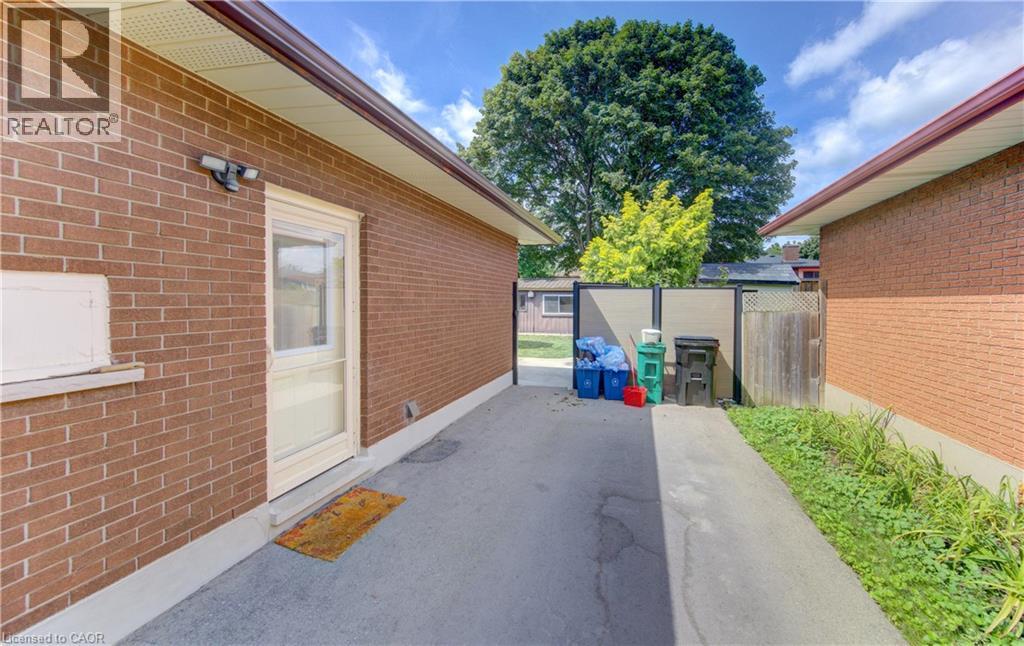 144 Holborn Drive, Kitchener, Ontario  M2A 2E5 - Photo 38 - 40852882