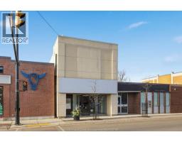 34 TALBOT STREET NORTH, Essex, Ontario