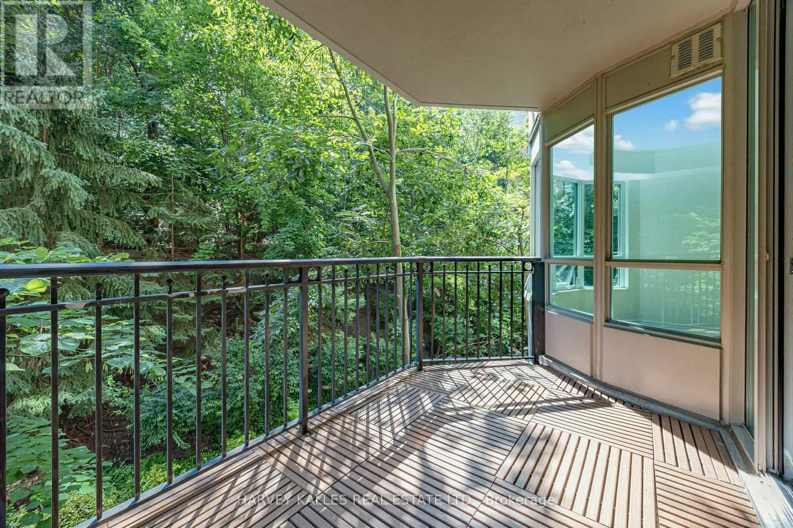 38 William Carson Crescent, Toronto, Ontario  M2P 2H2 - Photo 14 - C13712970