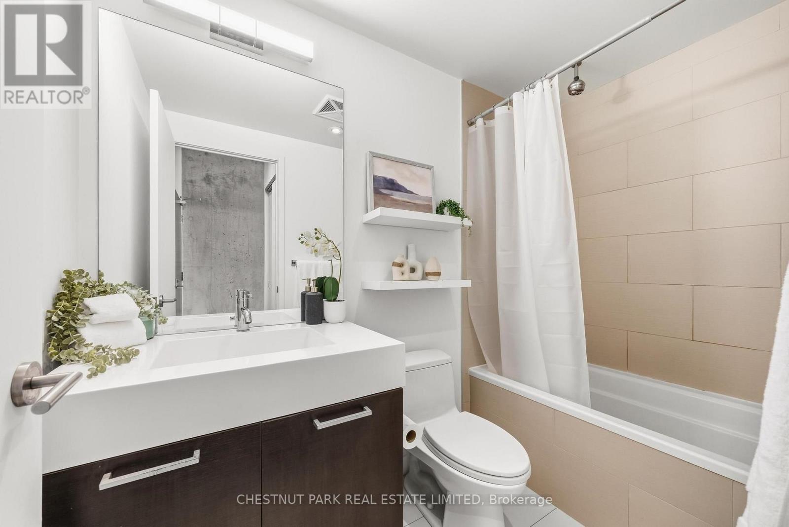 901 - 90 Broadview Avenue, Toronto, Ontario  M4M 0A7 - Photo 13 - E13712890