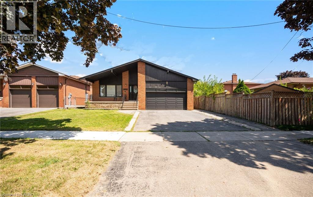 2221 FLORIAN Road, mississauga, Ontario