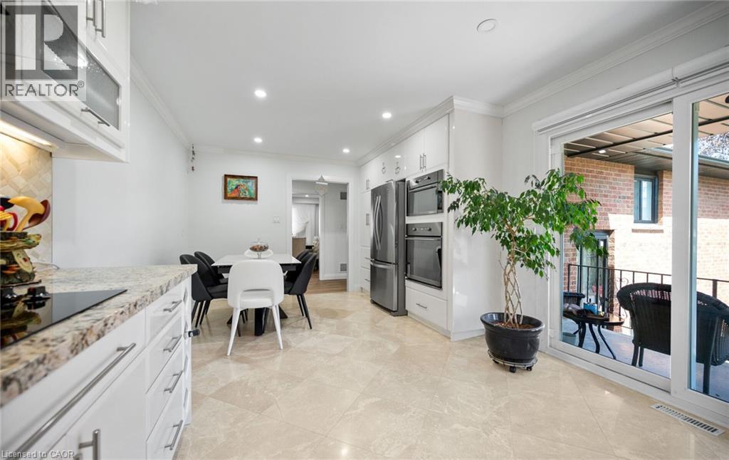 2221 Florian Road, Mississauga, Ontario  L5A 3Y9 - Photo 10 - 40858278
