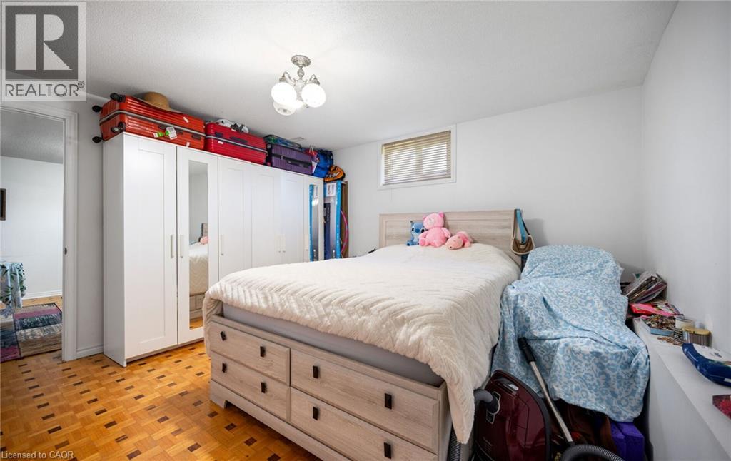 2221 Florian Road, Mississauga, Ontario  L5A 3Y9 - Photo 32 - 40858278