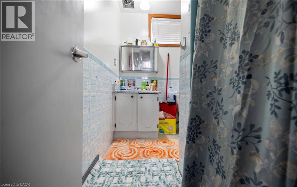 2221 Florian Road, Mississauga, Ontario  L5A 3Y9 - Photo 33 - 40858278