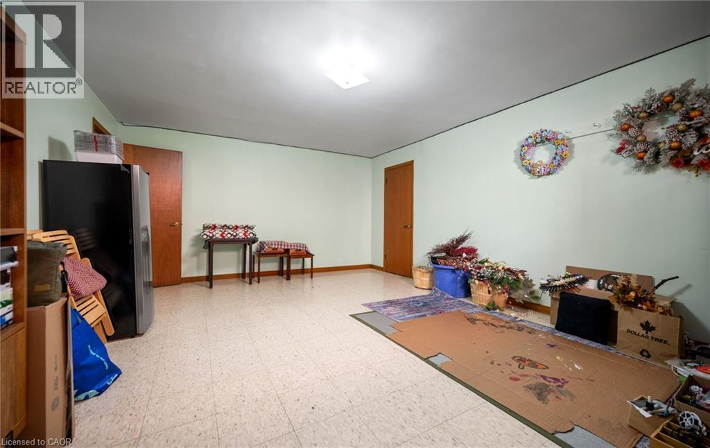 2221 Florian Road, Mississauga, Ontario  L5A 3Y9 - Photo 39 - 40858278