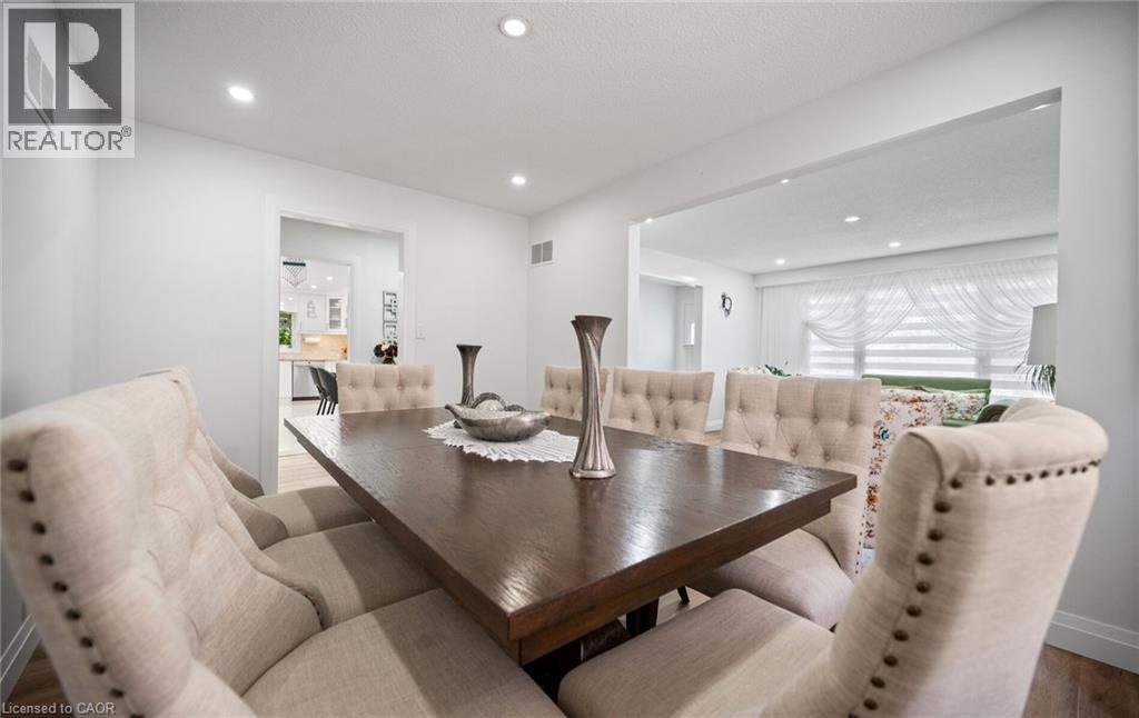2221 Florian Road, Mississauga, Ontario  L5A 3Y9 - Photo 6 - 40858278