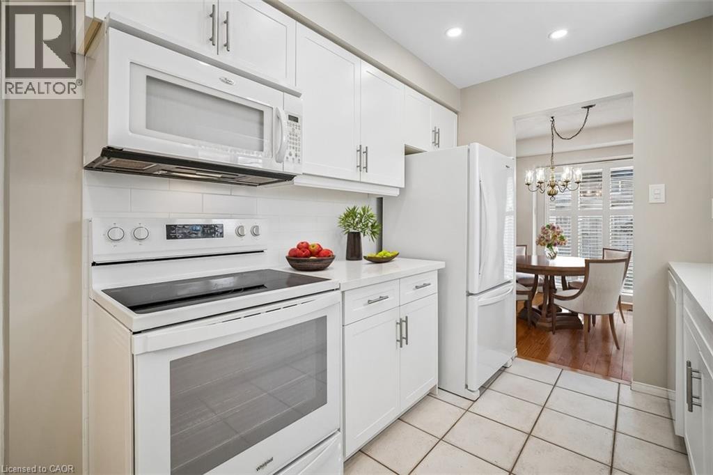 5255 Lakeshore Road Unit# 30, Burlington, Ontario  L7L 5X8 - Photo 9 - 40825737