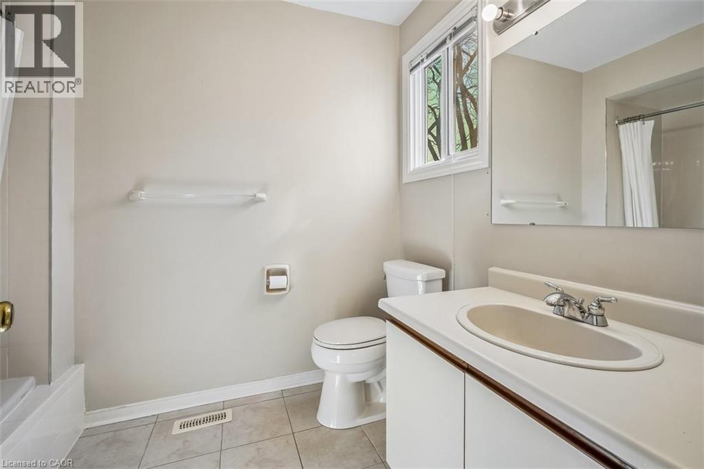 5255 Lakeshore Road Unit# 30, Burlington, Ontario  L7L 5X8 - Photo 15 - 40825737