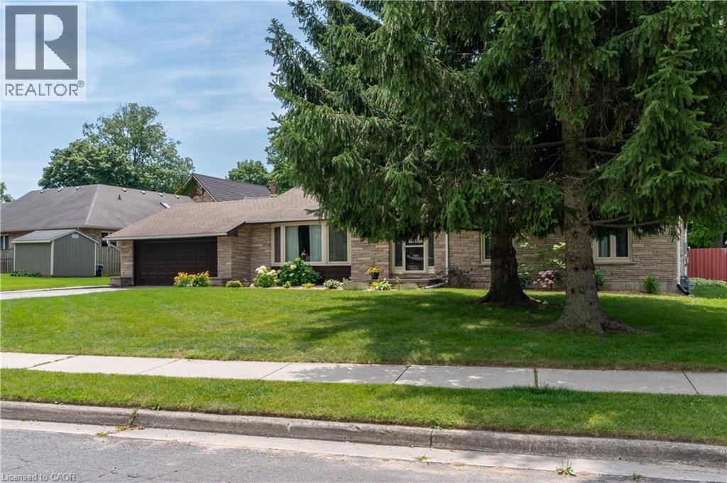 74 Pine Street, Aylmer, Ontario  N5H 1P3 - Photo 3 - 40844590