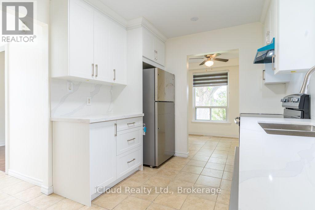 229 Cook Street, Barrie (Grove East), Ontario L4M 4H4 - Photo 11 - S13712972