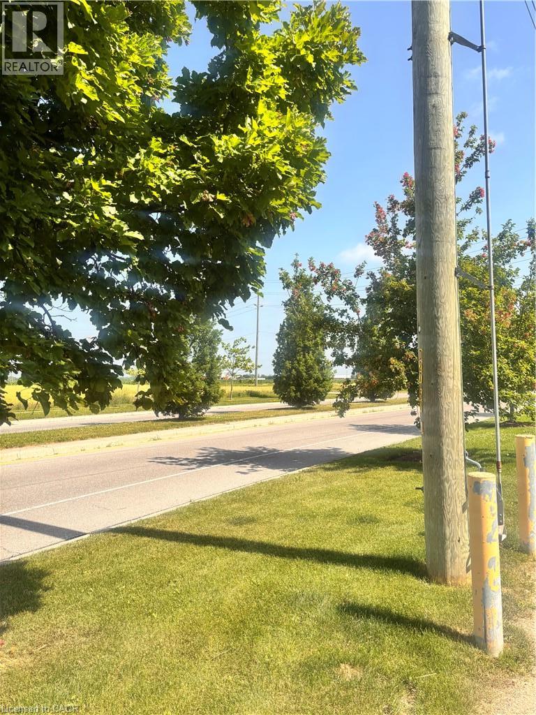 271 Grey Silo Road, Waterloo, Ontario  N2K 0E9 - Photo 12 - 40858440