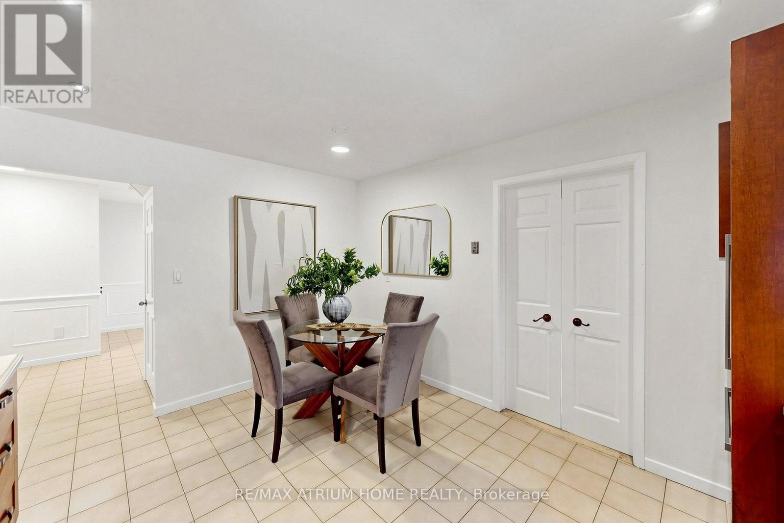 61 Hobart Drive, Toronto, Ontario  M2J 3J8 - Photo 20 - C13709052