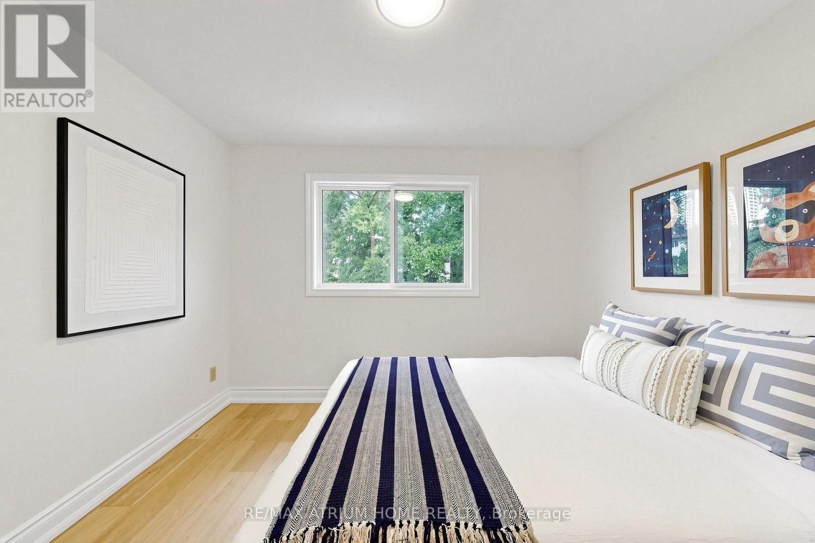 61 Hobart Drive, Toronto, Ontario  M2J 3J8 - Photo 37 - C13709052