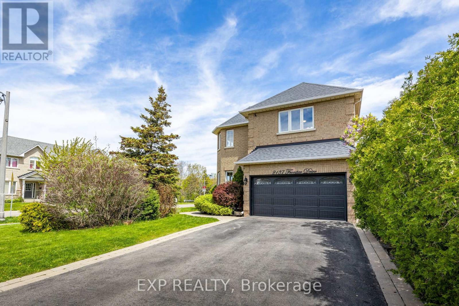 2137 Frontier Drive, Oakville, Ontario  L6M 3S3 - Photo 4 - W13712910