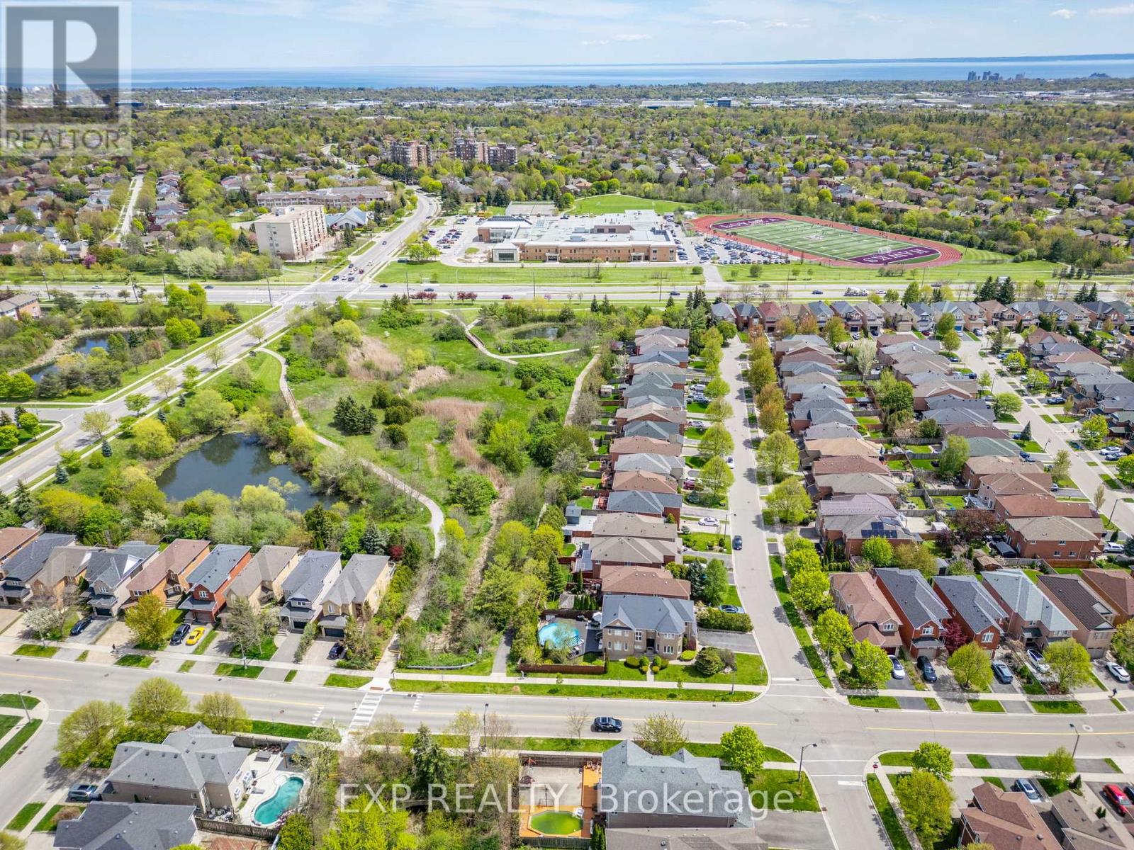 2137 Frontier Drive, Oakville, Ontario  L6M 3S3 - Photo 49 - W13712910