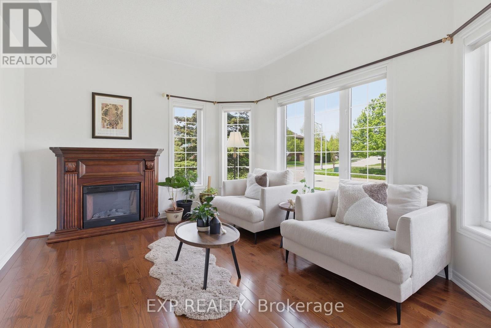 2137 Frontier Drive, Oakville, Ontario  L6M 3S3 - Photo 6 - W13712910